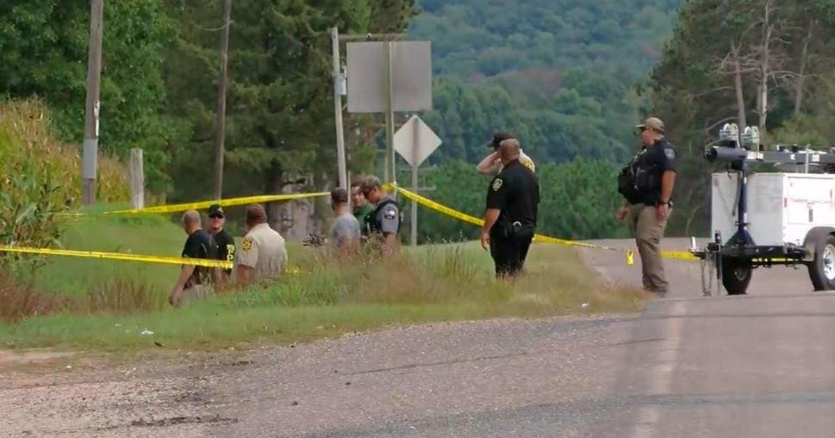 4 people found slain in SUV in Wisconsin cornfield: "Everybody's a suspect"