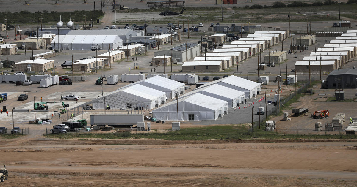 ​​FBI investigating female soldier’s report that she was assaulted by Afghan refugees at military complex in New Mexico – CBS News