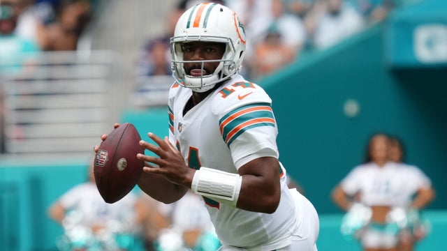jacoby-brissett-dolphins-1.jpg