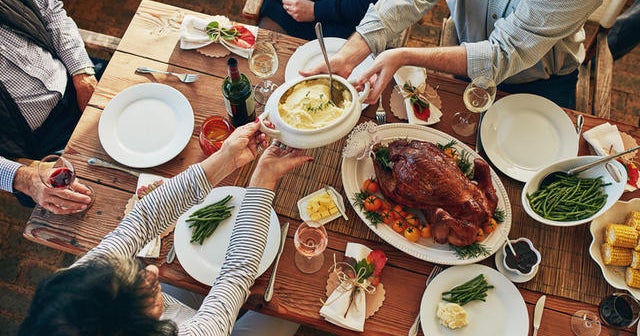 How to stay mindful of health and enjoy your Thanksgiving meal