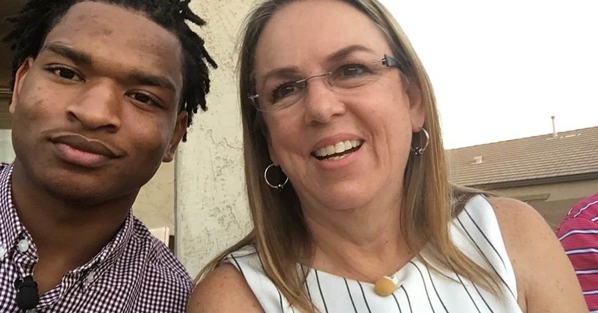 Netflix announces movie about Jamal Hinton and Wanda Dench's viral Thanksgiving text exchange
