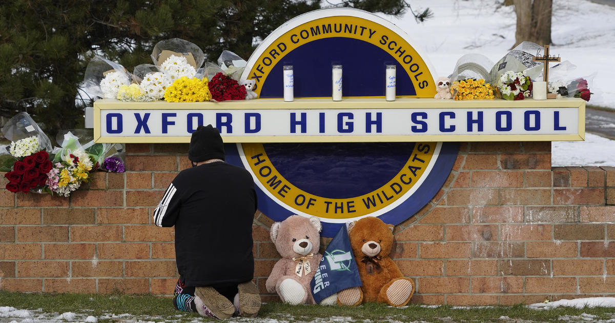 Michigan school shooting suspect Ethan Crumbley to pursue insanity defense