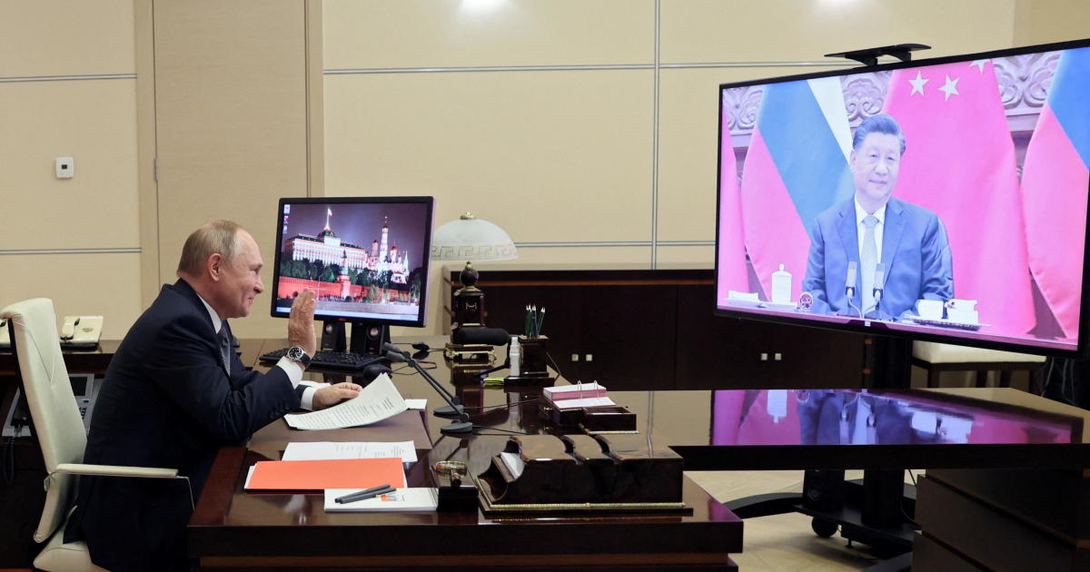 As Russia threatens to "respond militarily" in Ukraine standoff, Putin has a friendly video call with China's Xi