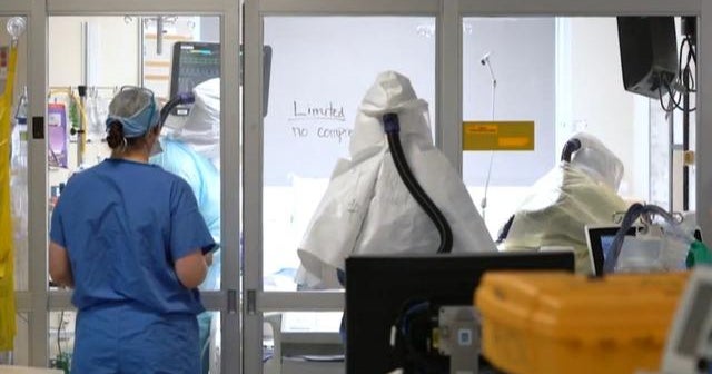 U.S. braces for COVID surge before holidays