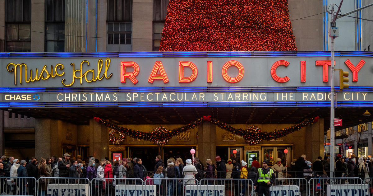 Radio City cancels all "Christmas Spectacular" shows due to COVID