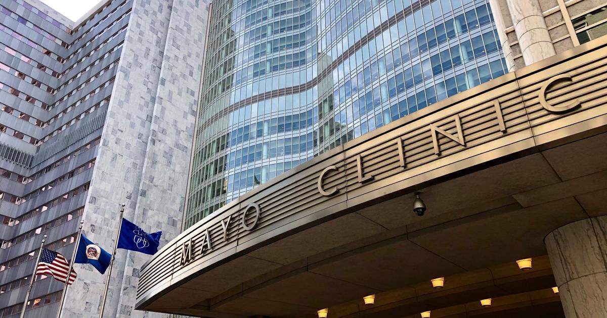 Featured image of post Mayo Clinic fires 700 unvaccinated employees
