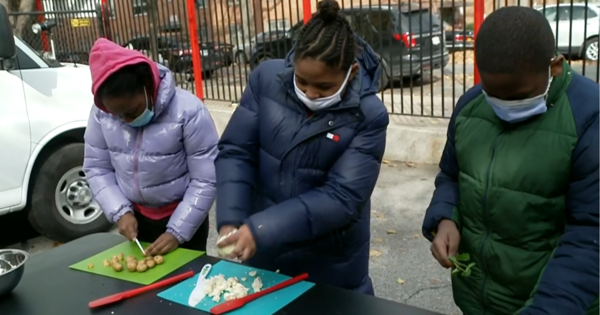 Program teaches kids in “food deserts” how to grow and cook healthier meals
