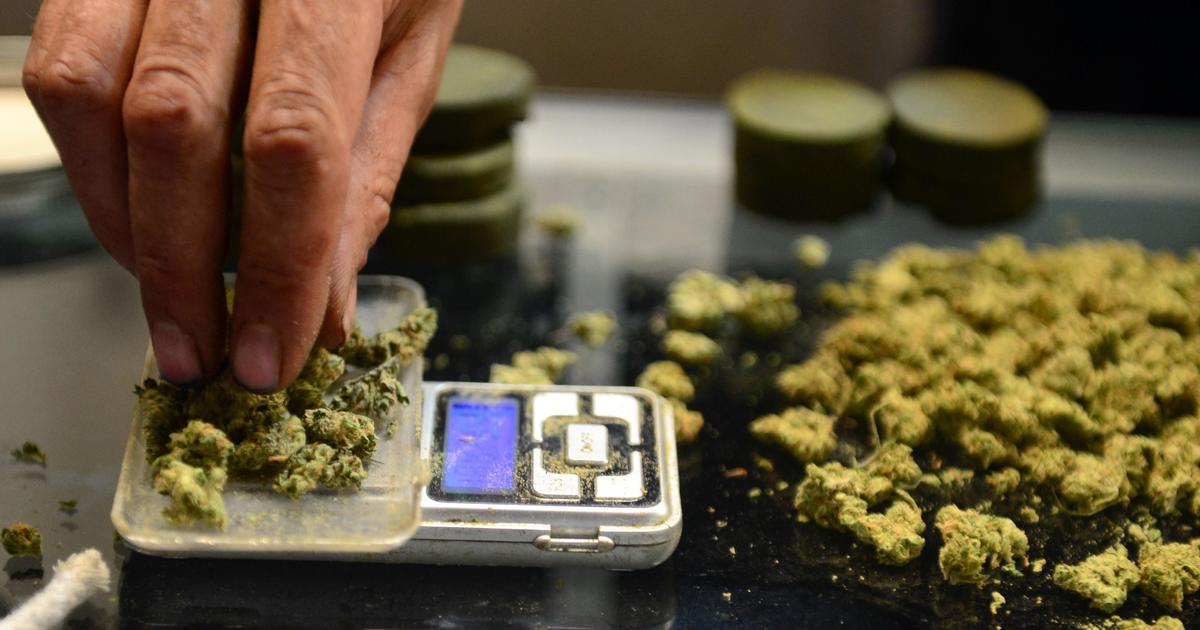 Mississippi governor signs bill legalizing medical marijuana