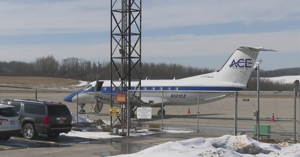 Smoke In Cockpit Forces Plane To Turn Around After Taking Off From