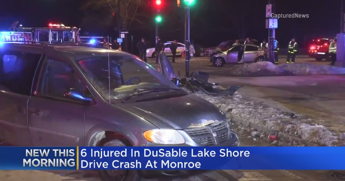 4 Children Among 6 Injured In Lake Shore Drive Crash At Monroe Street ...