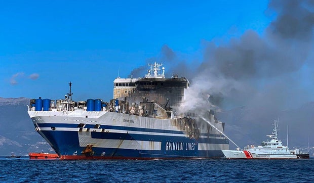 Rescuers Search For 12 Missing People As Ferry Burns Off The Coast Of Greece 2 GREECE-ITALY-TRANSPORT-ACCIDENT-FIRE