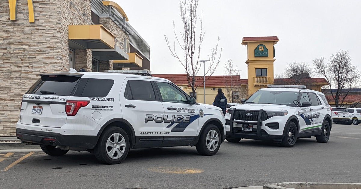 Utah man accused of telling 4-year-old to shoot at police after dispute at McDonald's