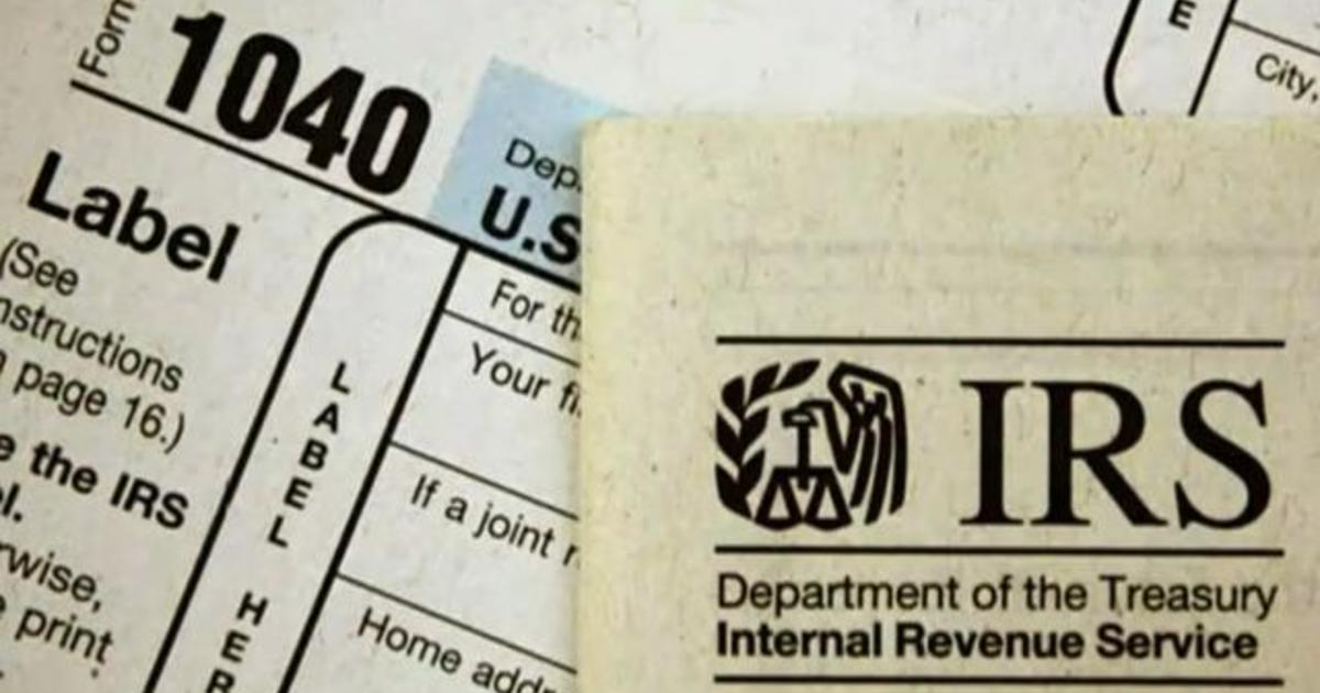 Taxes 2022: Here's how to get a filing extension from the IRS
