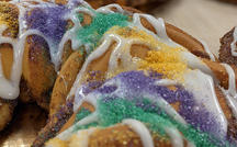 Recipe: Mardi Gras King Cake 