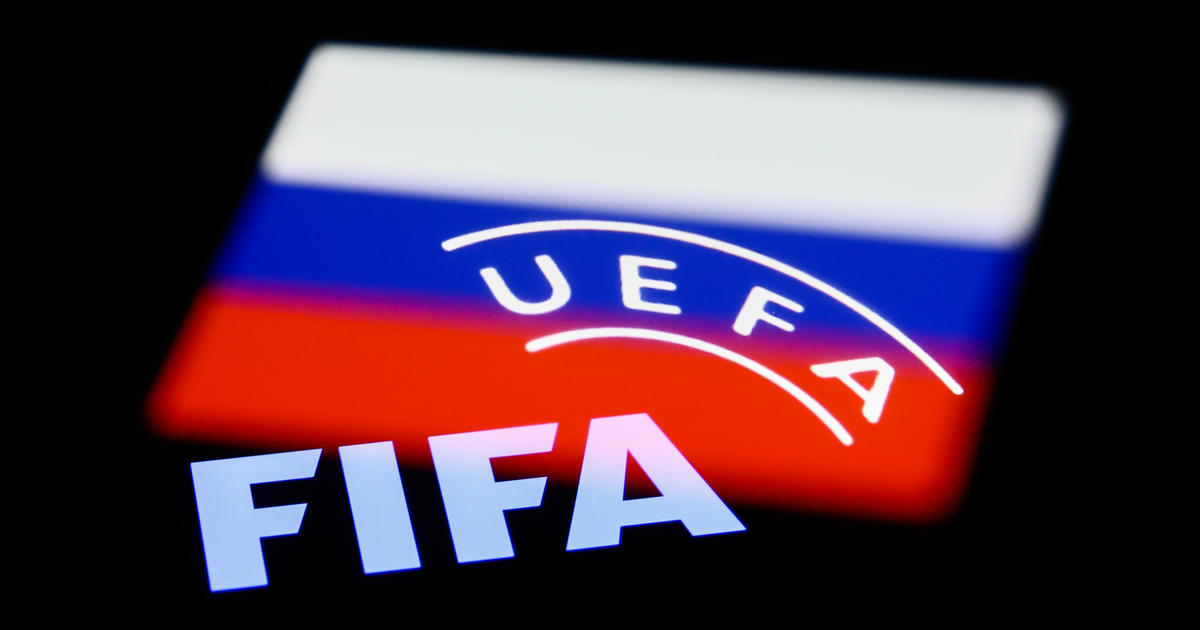 FIFA and UEFA suspend Russian national teams and clubs from all competitions "until further notice"