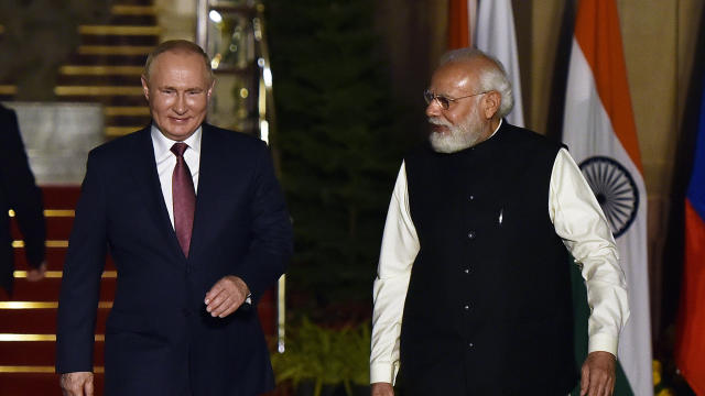 PM Modi Meets Vladimir Putin At Hyderabad House 