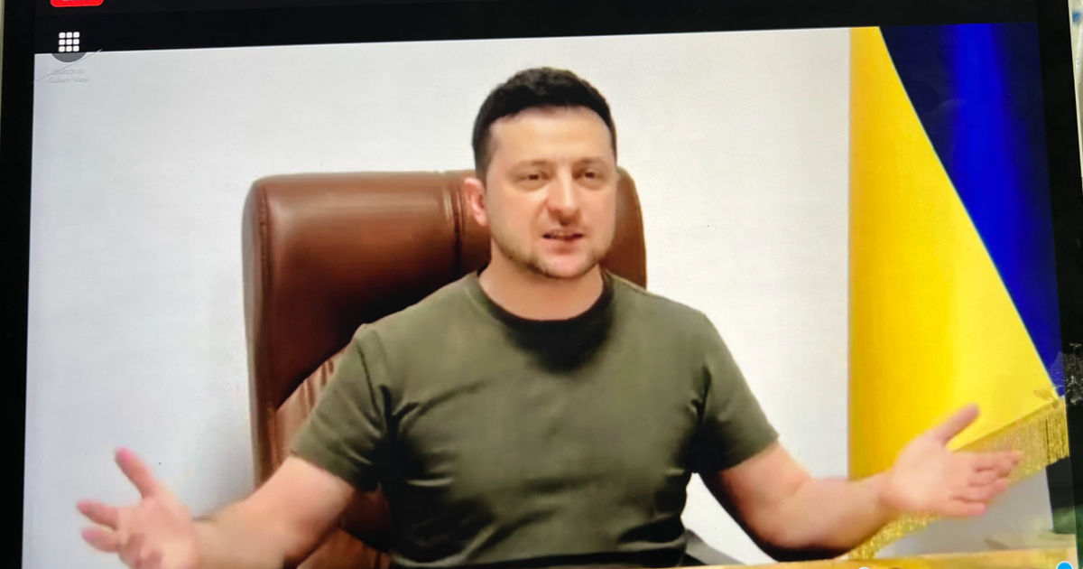 Zelensky calls for fighter planes in Zoom call with Congress