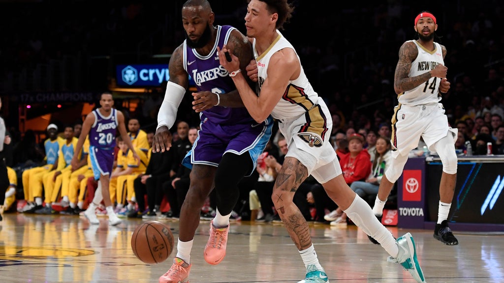 Pelicans Rally Past Lakers 114