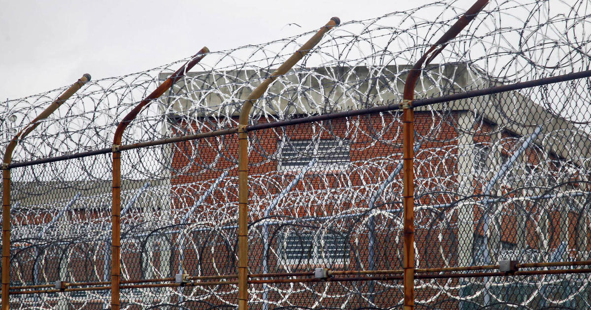 Two officers charged in contraband smuggling scheme at New York City's Rikers Island