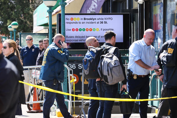 Multiple people shot at New York City subway station 