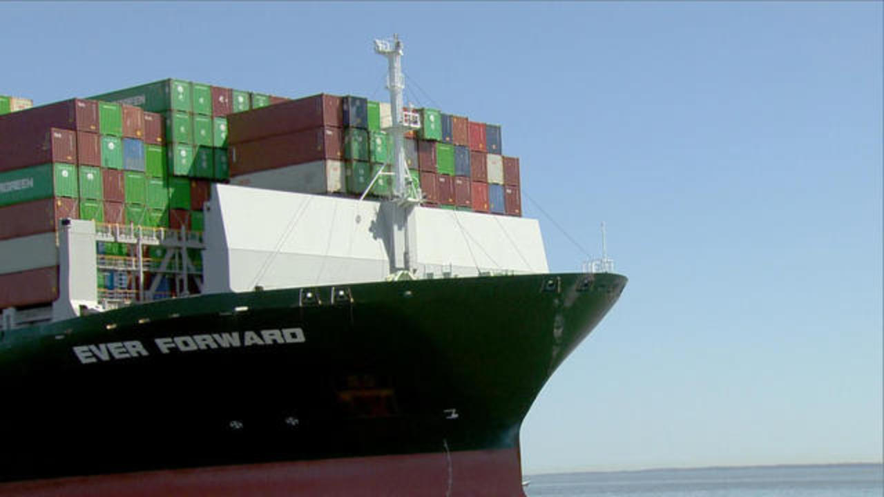 Chesapeake Bay Cargo ship stuck