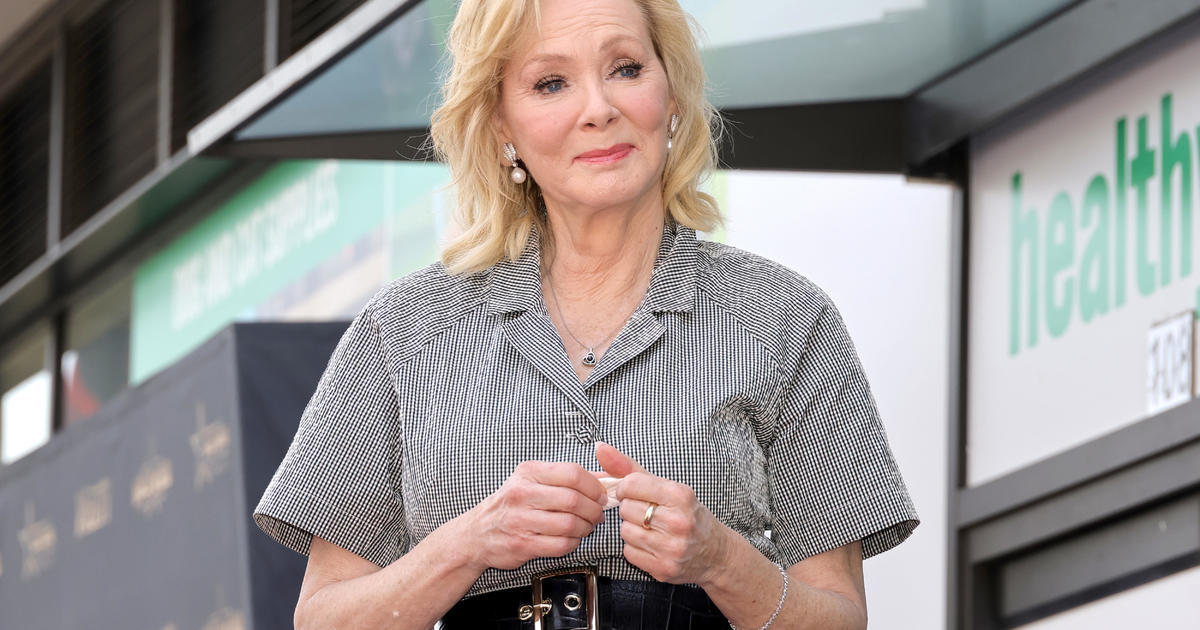 Jean Smart receives star on Hollywood Walk of Fame