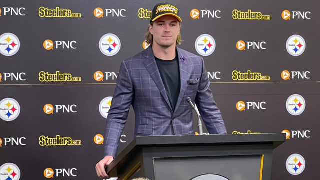 kenny-pickett-steelers-press-conference.png 