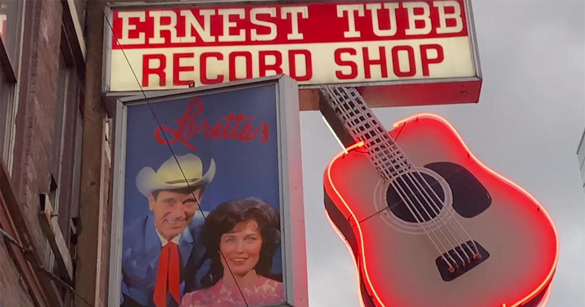 Ernest Tubb's historic Nashville record shop closes its doors