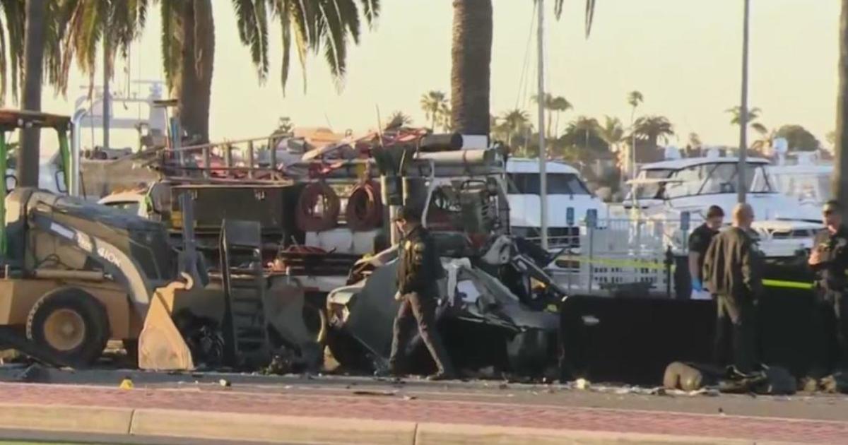 Feds investigate Newport Beach Tesla crash which killed three