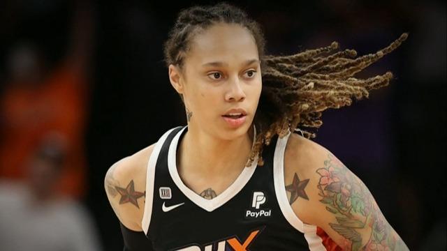 cbsn-fusion-wnba-star-brittney-griners-detention-in-russia-extended-thumbnail-1009662-640x360.jpg 