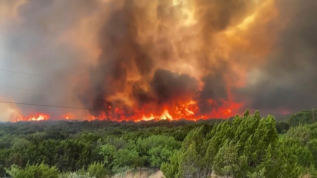 0520-cbsnews-social-wildfire-burns-in-texas-taylor-county-1021005-640x360.jpg 