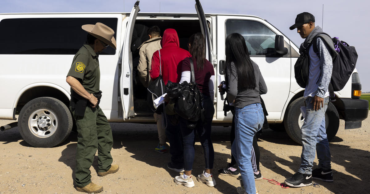 DHS watchdog: Migrants weren't tested for COVID before transport on domestic commercial flights
