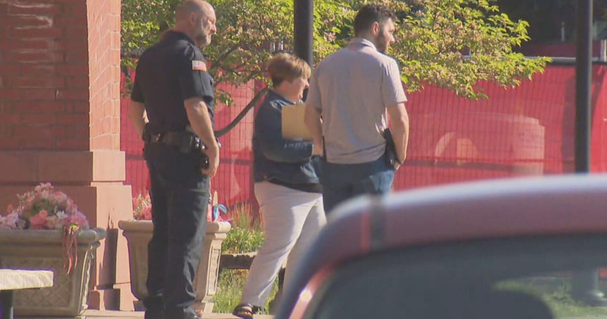 "Everybody has to step up," police very visible at some Massachusetts schools after Texas shooting - Vimarsana News