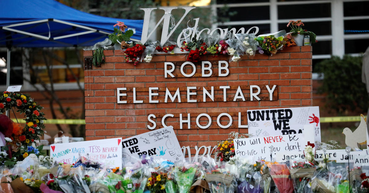 Official provides detailed timeline of school shooting, police response